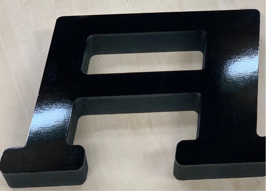 クリア グロス仕上げ